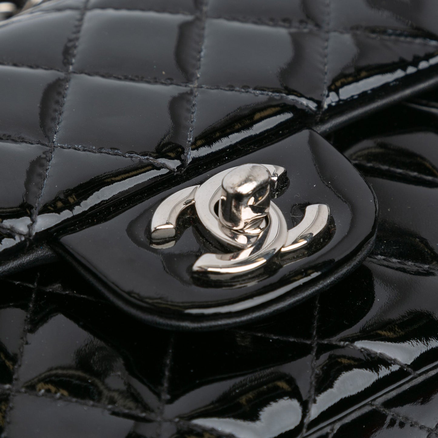 Chanel Twist Crossbody Bag - Ewore Bags
