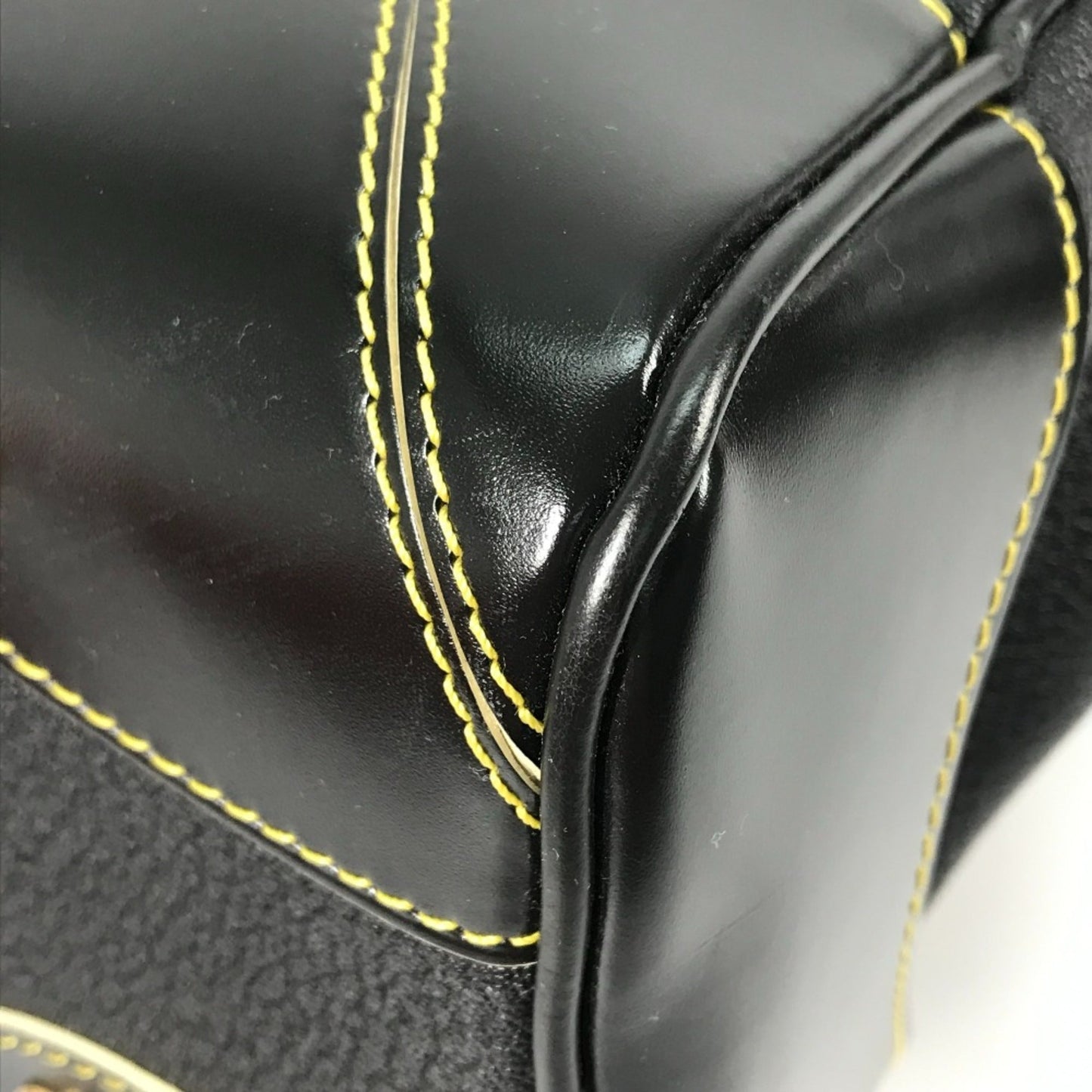 Louis Vuitton Leather Handbag