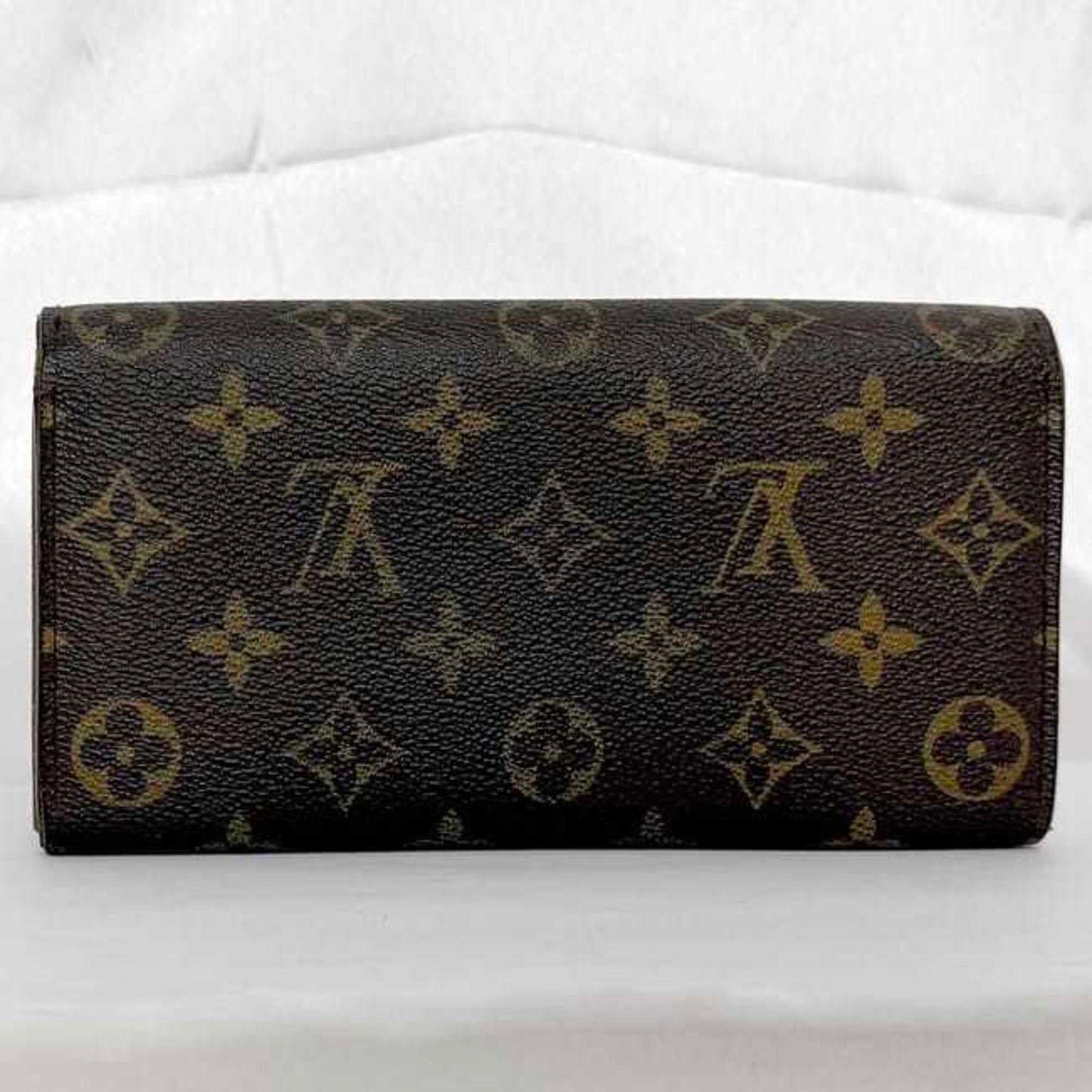 Louis Vuitton Monogram Long Wallet (Bi-Fold)
