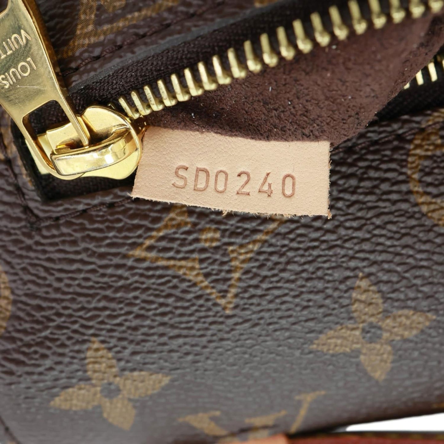 LOUIS VUITTON Metis Pochette Monogram Canvas Crossbody Bag Brown