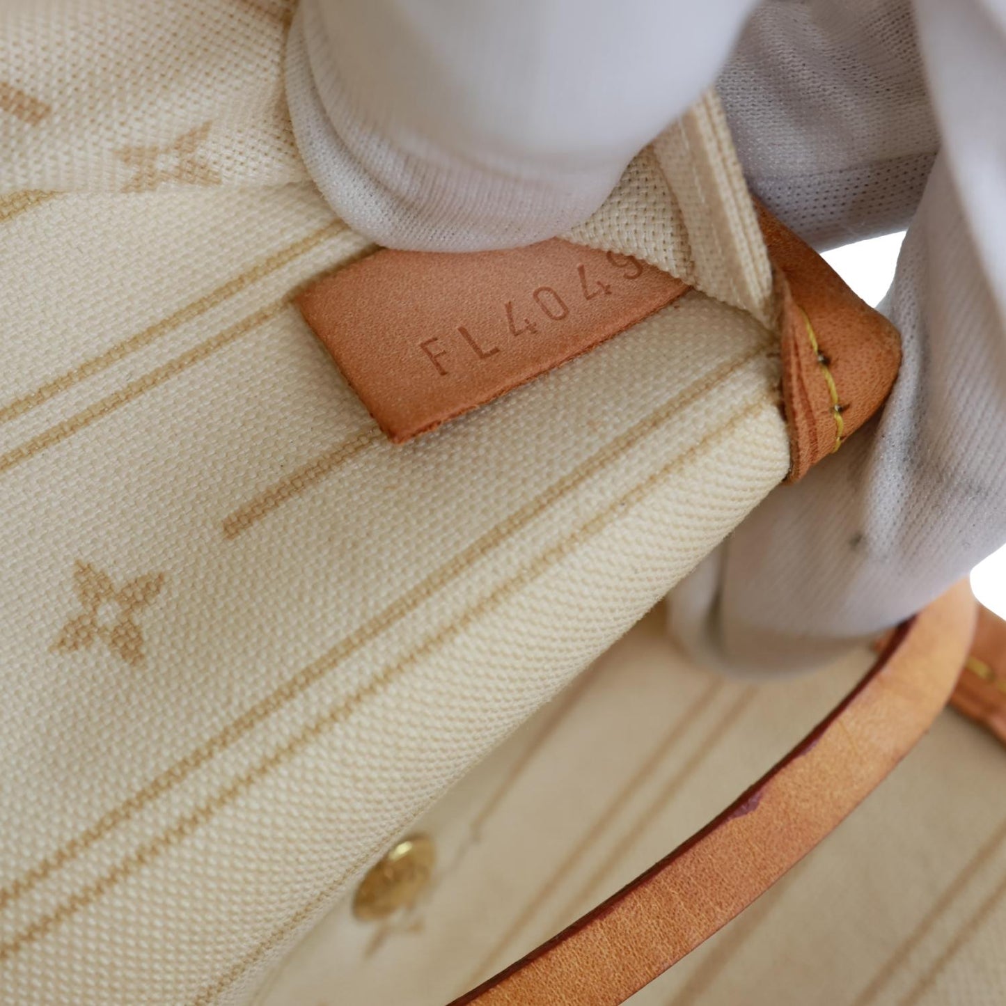 LOUIS VUITTON Neverfull GM Damier Azur Tote Shoulder Bag White