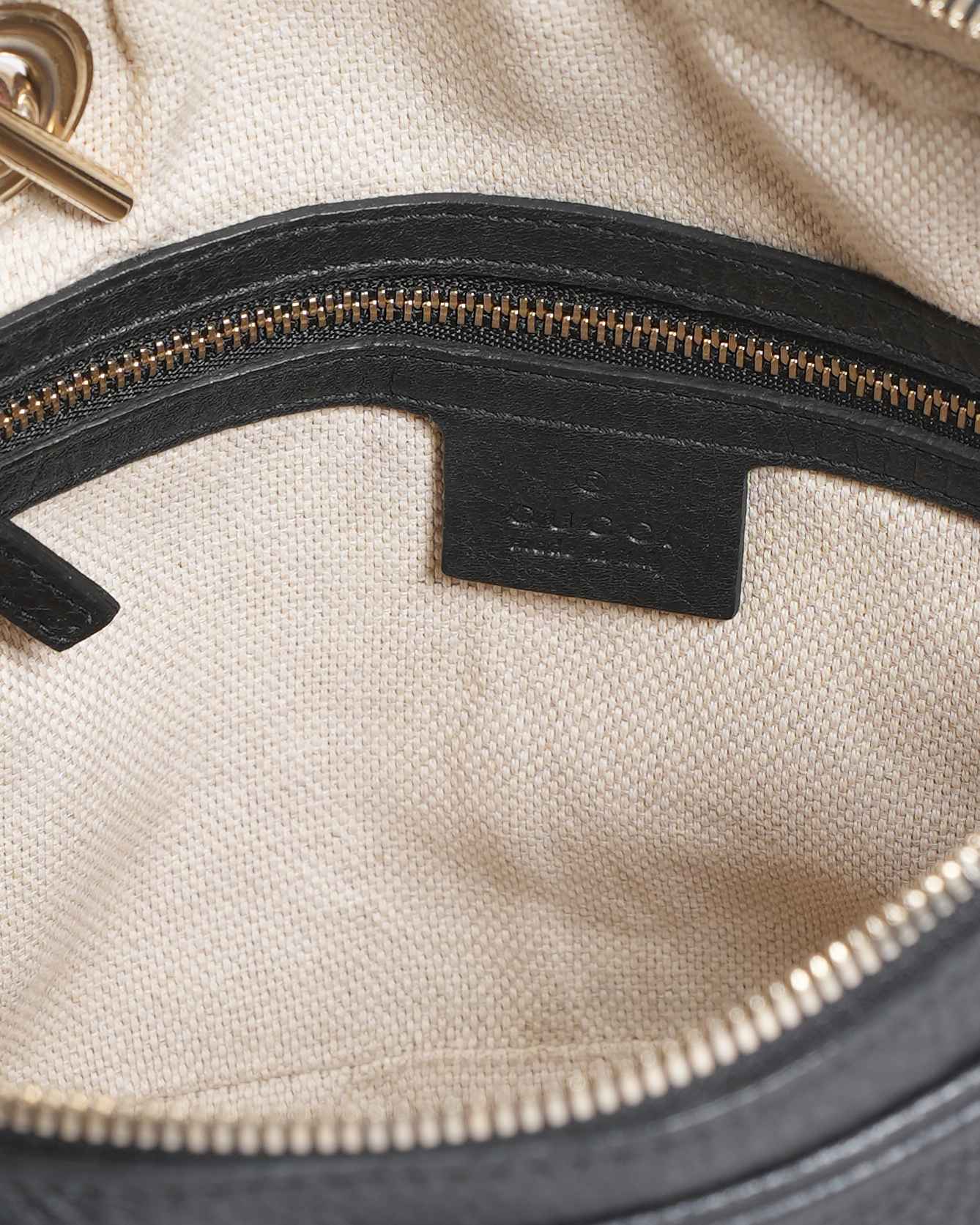 Gucci Chain Leather Shoulder Bag