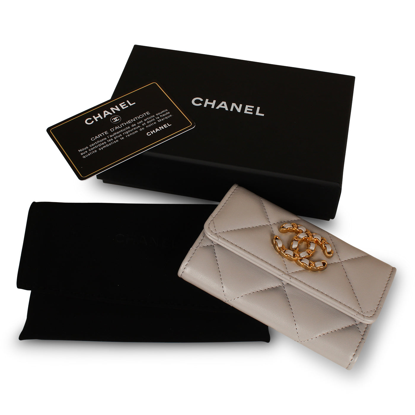 Chanel Chanel 19 Flap Cardholder