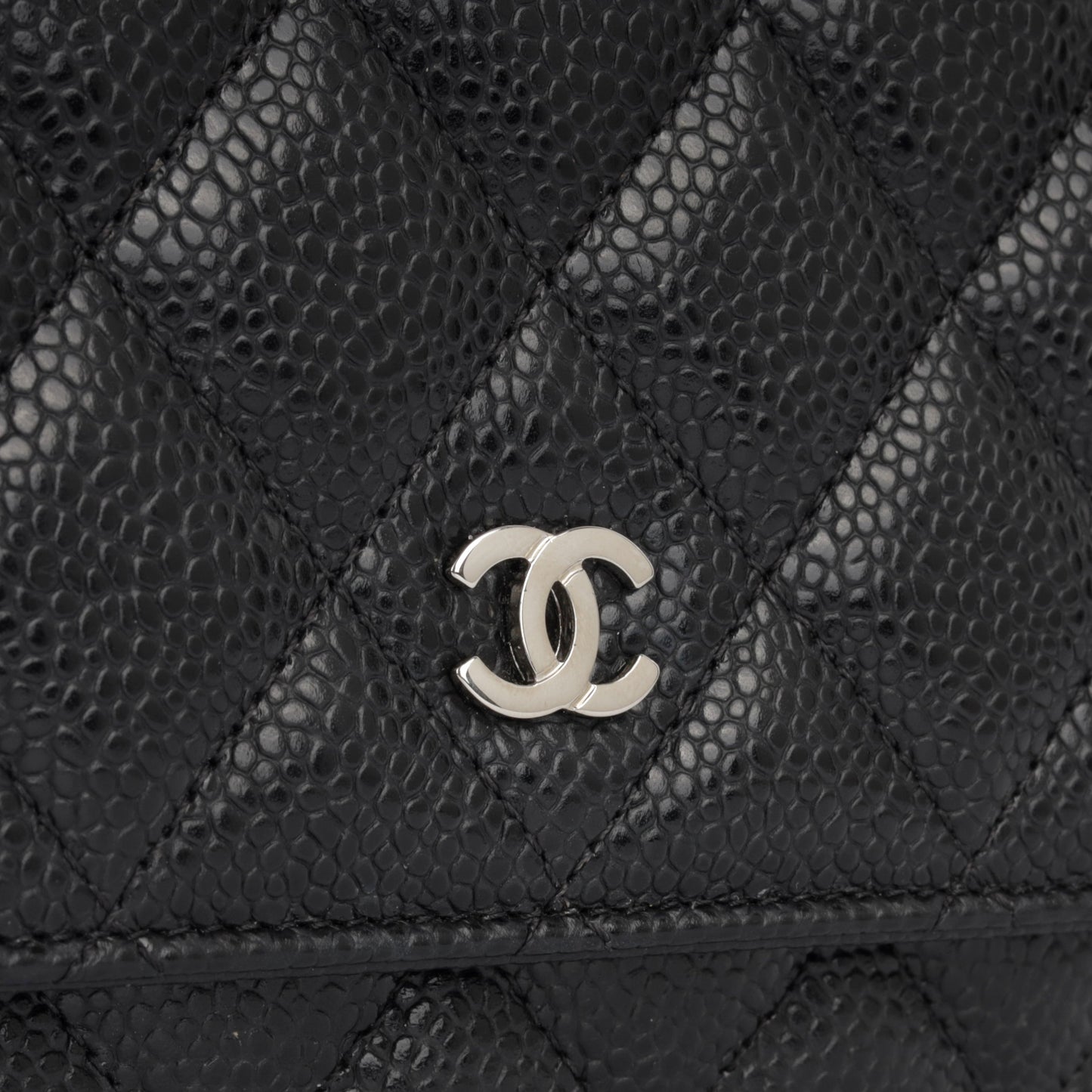 Chanel Classic Wallet On Chain