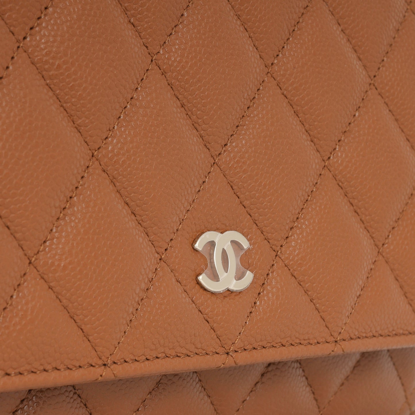 Chanel Classic Wallet on Chain