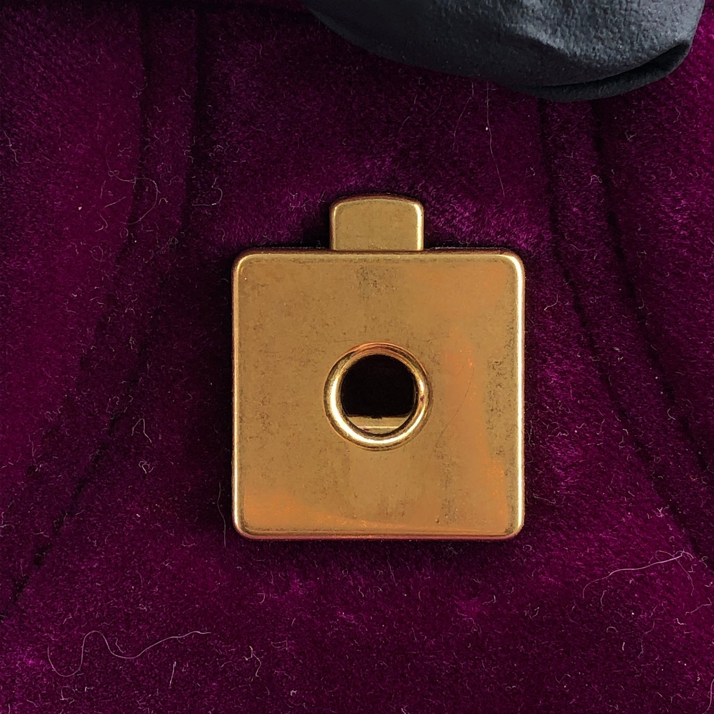 Gucci Marmont Fuchsia Velvet Matelasse Chain Shoulder Bag