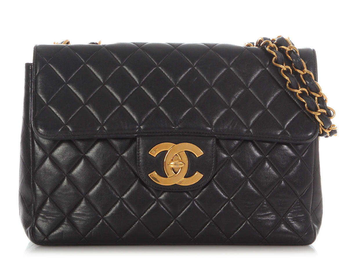 Chanel Jumbo Black Quilted Lambskin Classic Single Flap