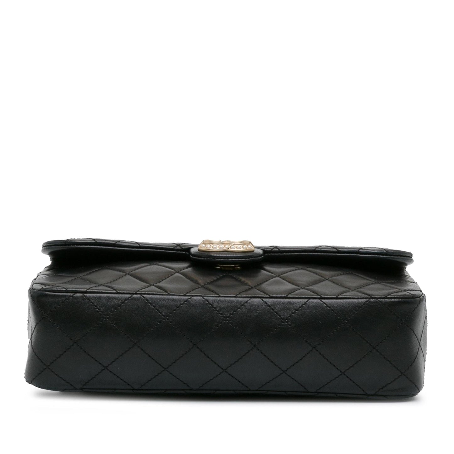 Chanel CC Quilted Lambskin Westminster Pearl Flap (SHG-gi93nx)
