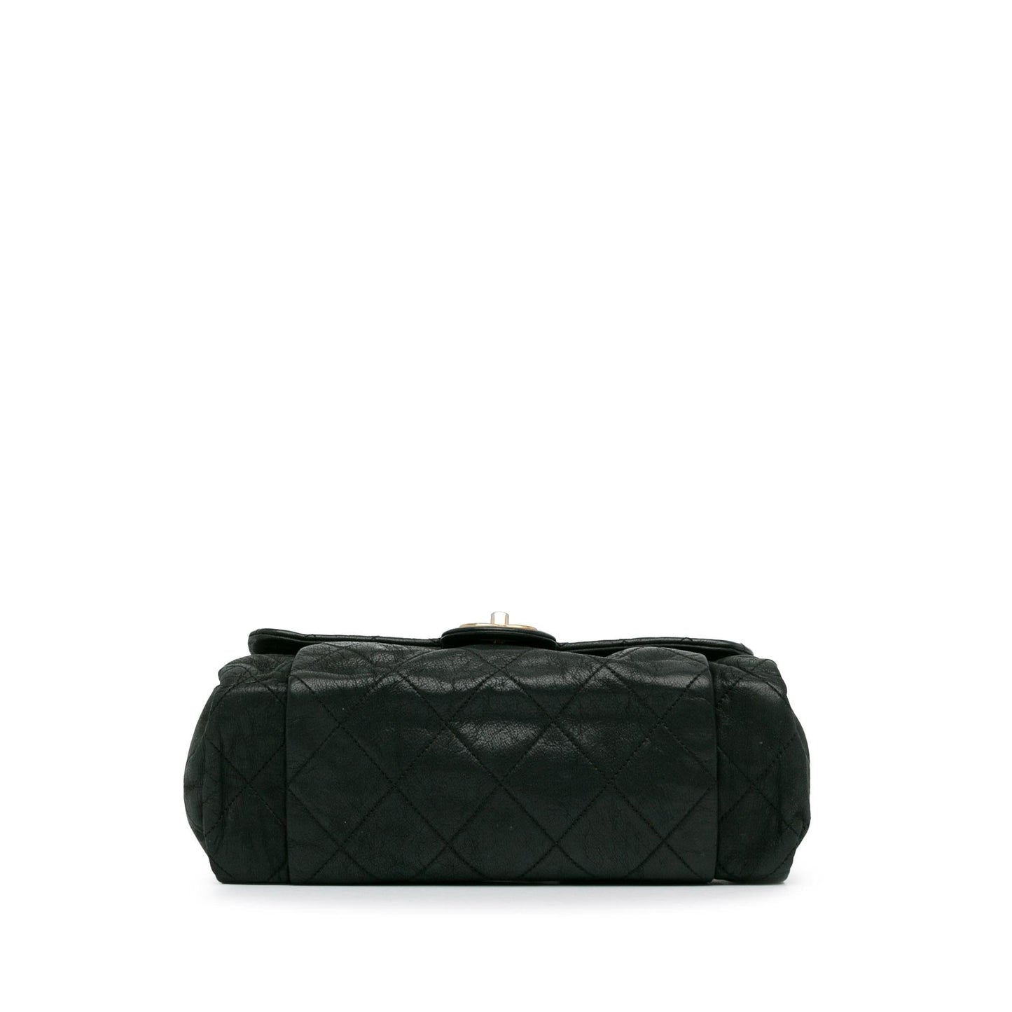 Chanel Large Aged Calfskin Chic Quilt Flap (SHG-qmJwT4) Shoulder Bag