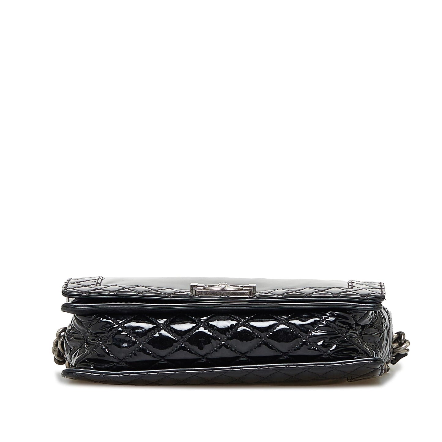 Chanel Medium Patent Reverso Boy Flap (SHG-BSgc9J)