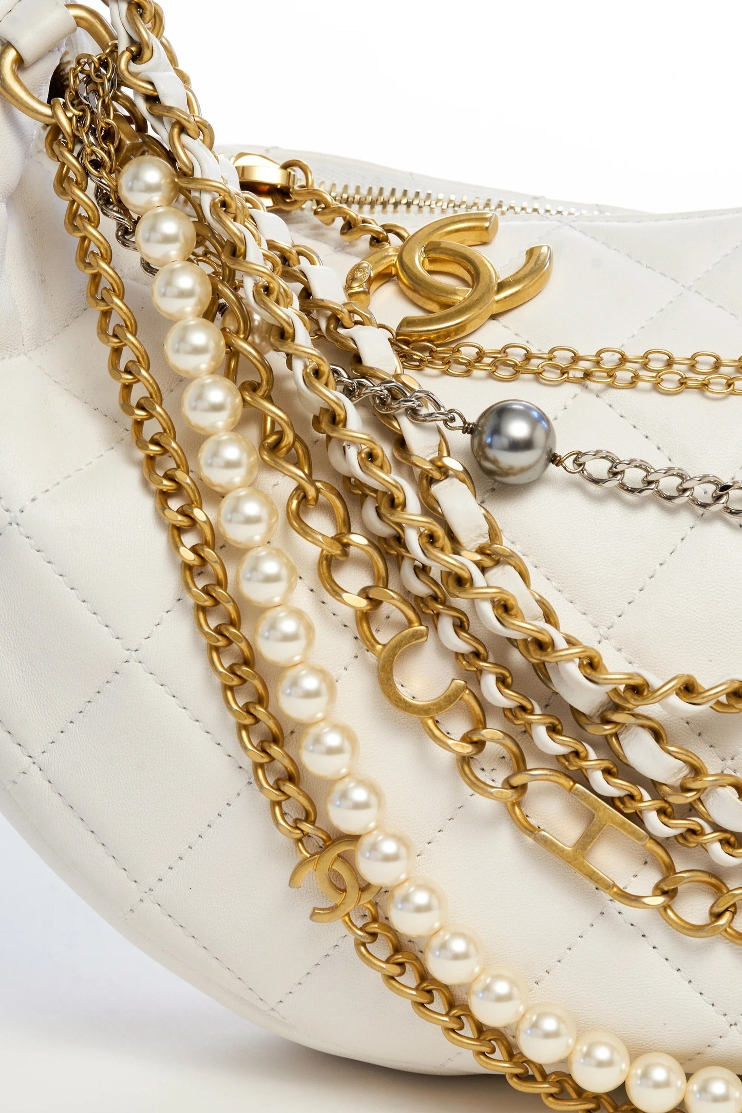 CHANEL NY ALL ABOUT CHAINS NAPPA LEATHER HOBO BAG