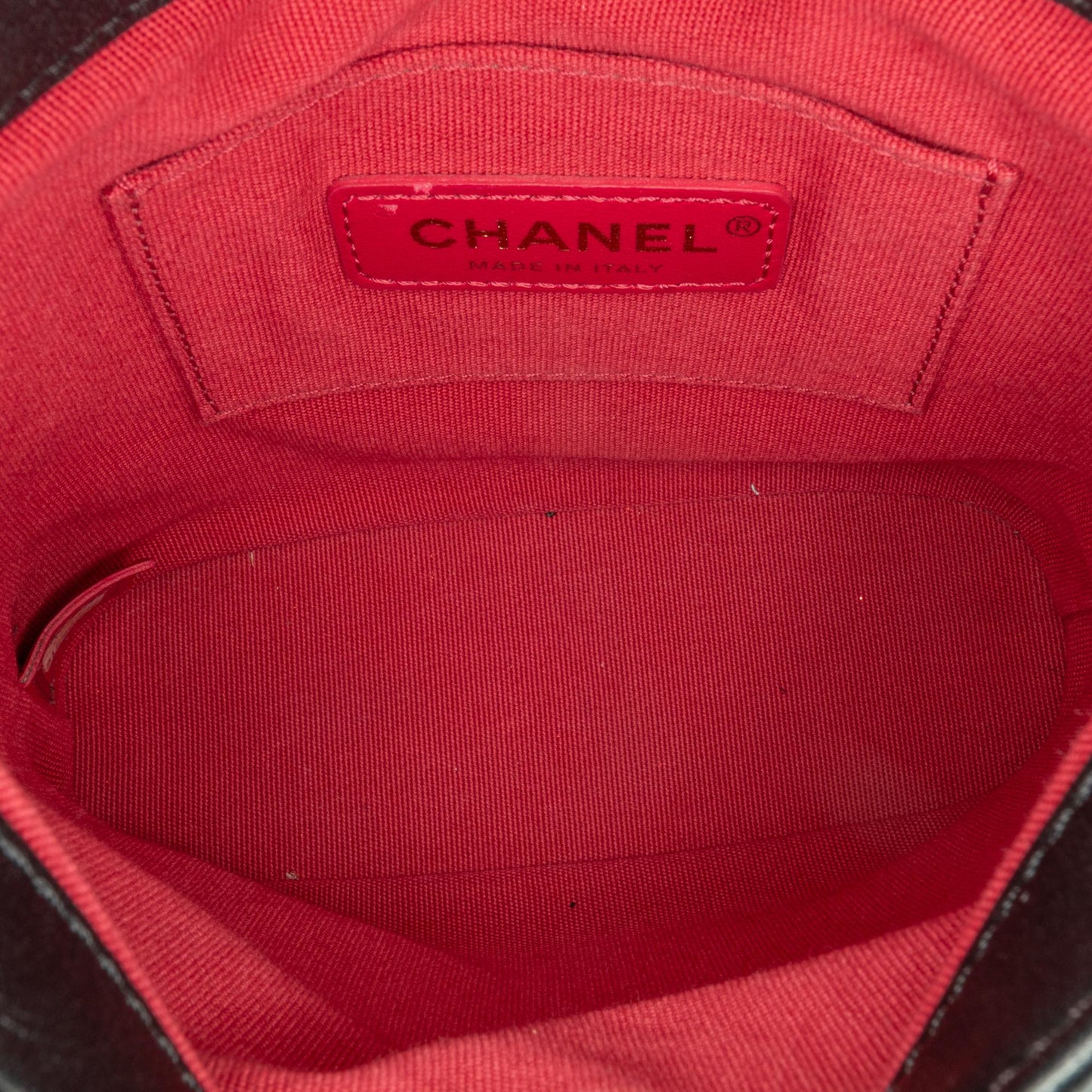 Chanel Small Quilted Calfskin Chain Hobo Flap (SHG-Un4nYy) Crossbody