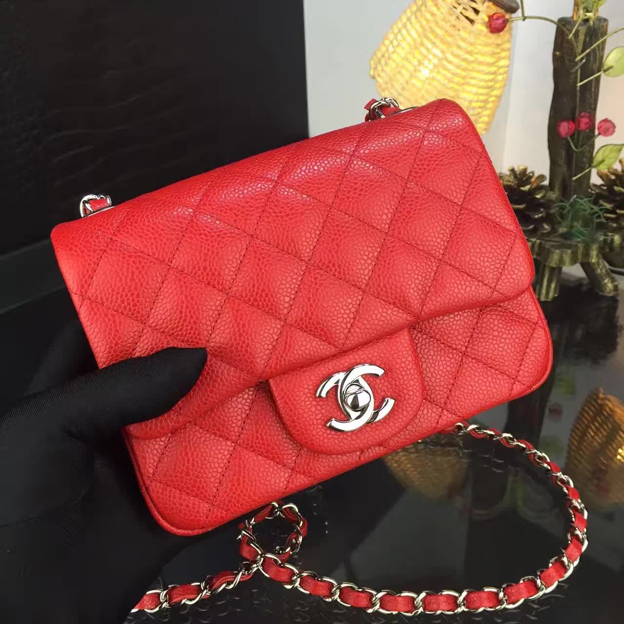 Chanel Classic Clutch With Chain CWC Caviar Red SiLouis Vuittoner-Toned
