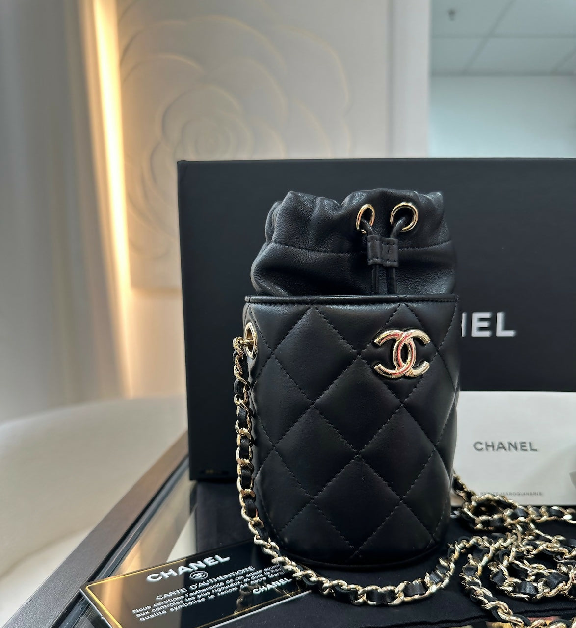 Chanel(21)Mini Bucket(612) Bag