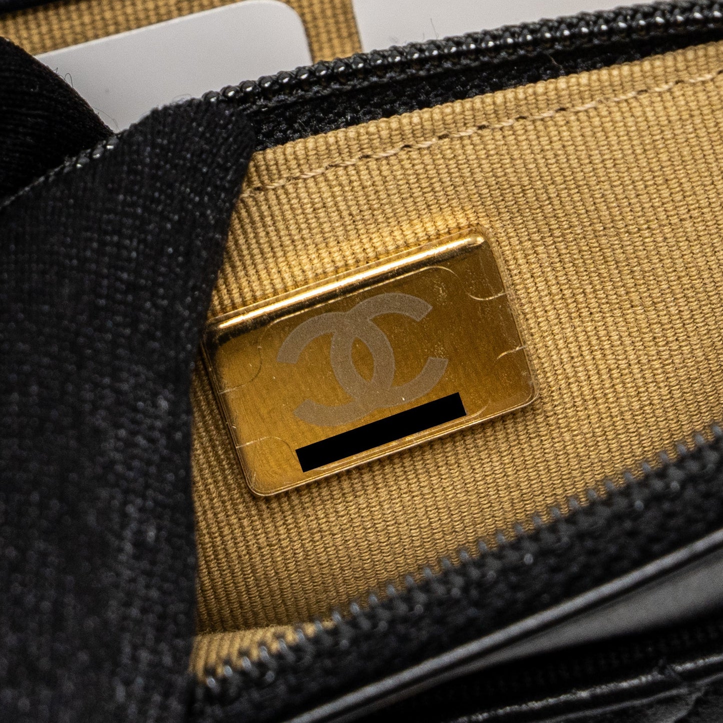Chanel 22S Pearl Crush Wallet on Chain Lambskin Black Brushed (Microchip)