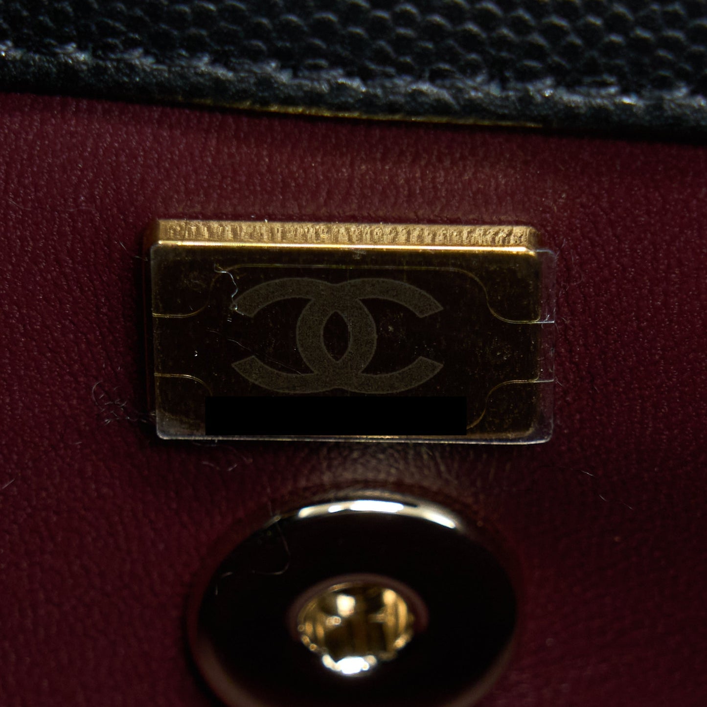 Chanel Small Coco Handle Caviar Black L .