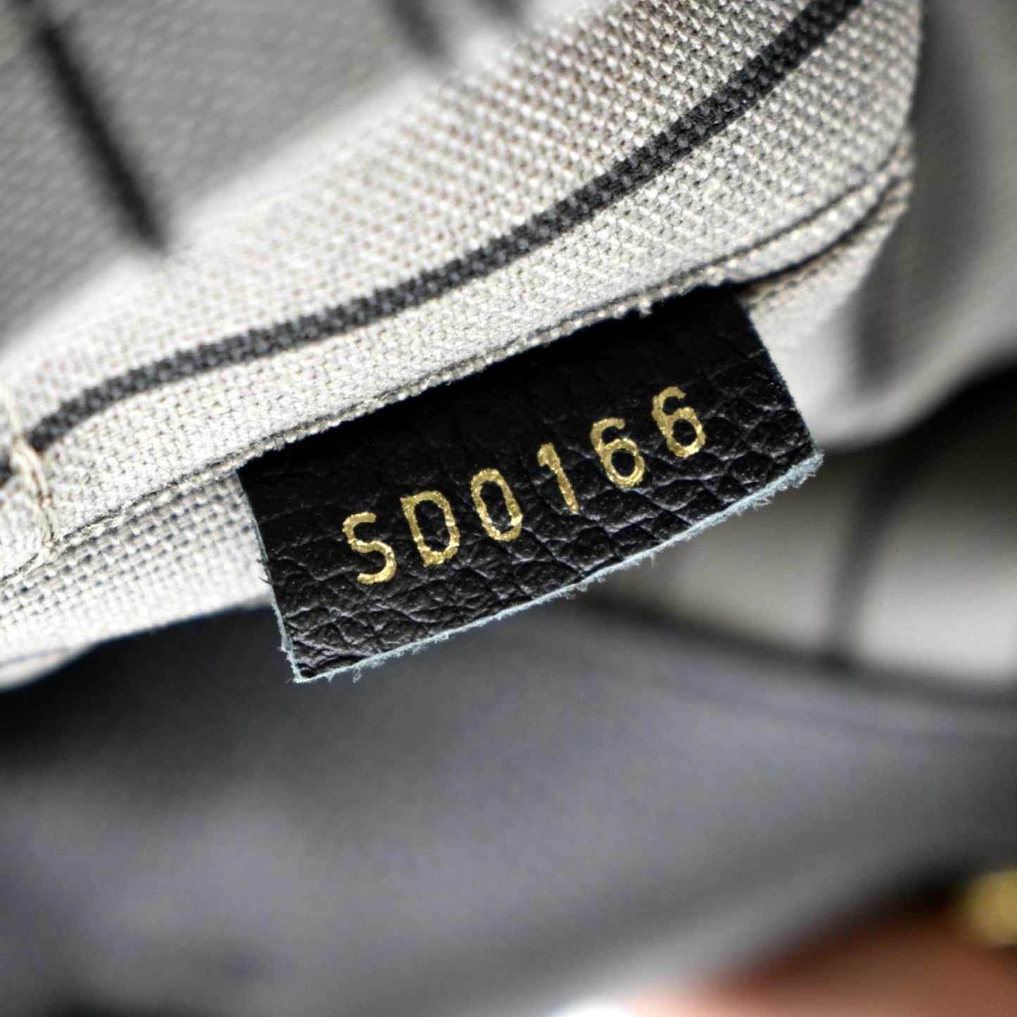 LOUIS VUITTON Montaigne MM Monogram Empreinte Satchel Bag Black
