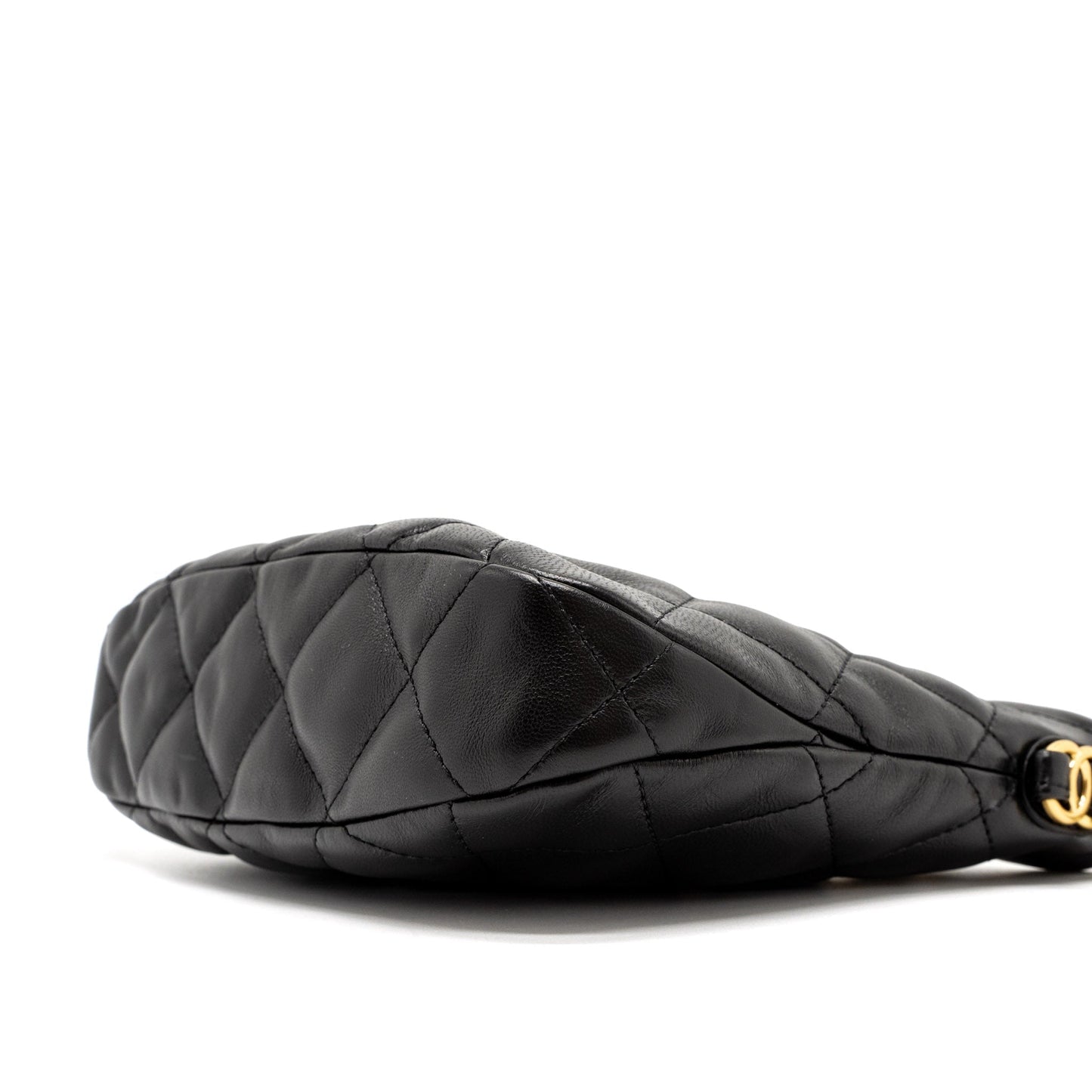 Chanel 22k Hobo Shoulder Bag Lambskin Black (Microchip)
