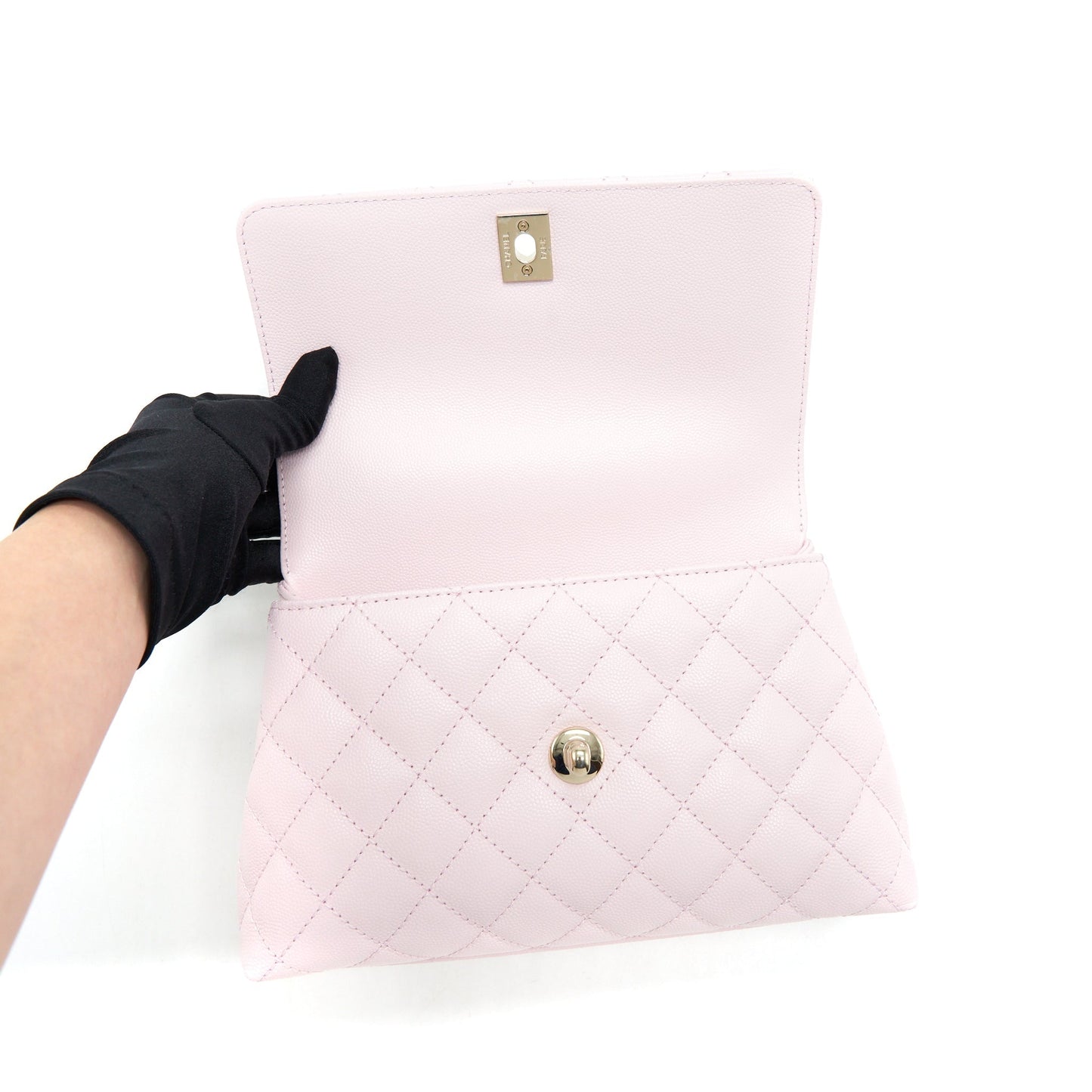 Chanel 22P Small Coco Handle Caviar Light Pink L