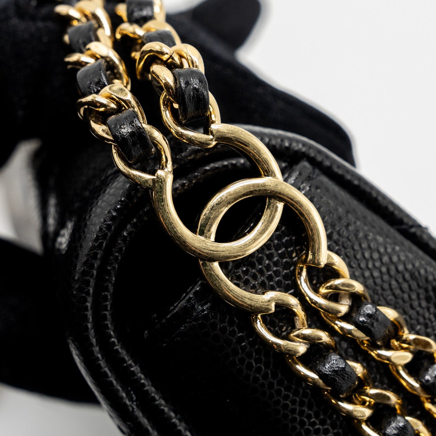 Chanel 23C flap bag with cc logo chain caviar black (microchip)