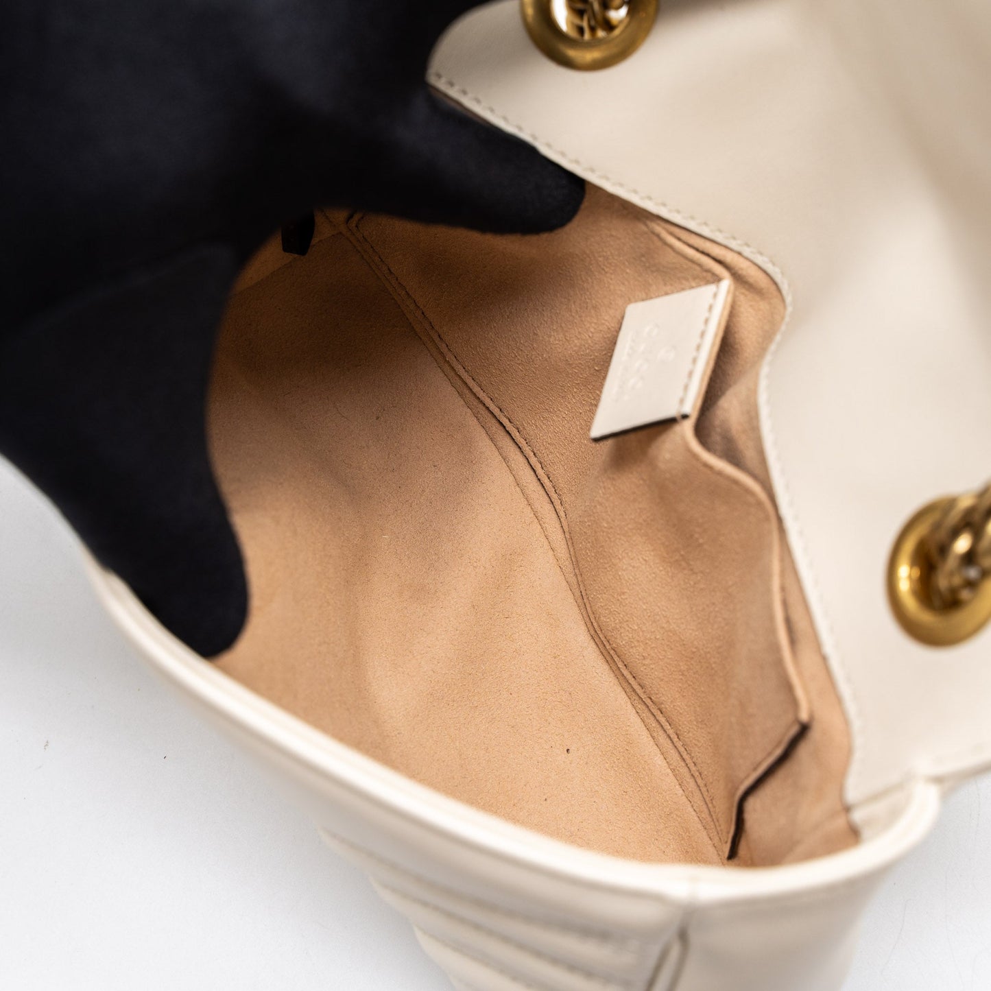 Gucci GG Marmont Mini Bag Matelass? Calfskin White Brushed