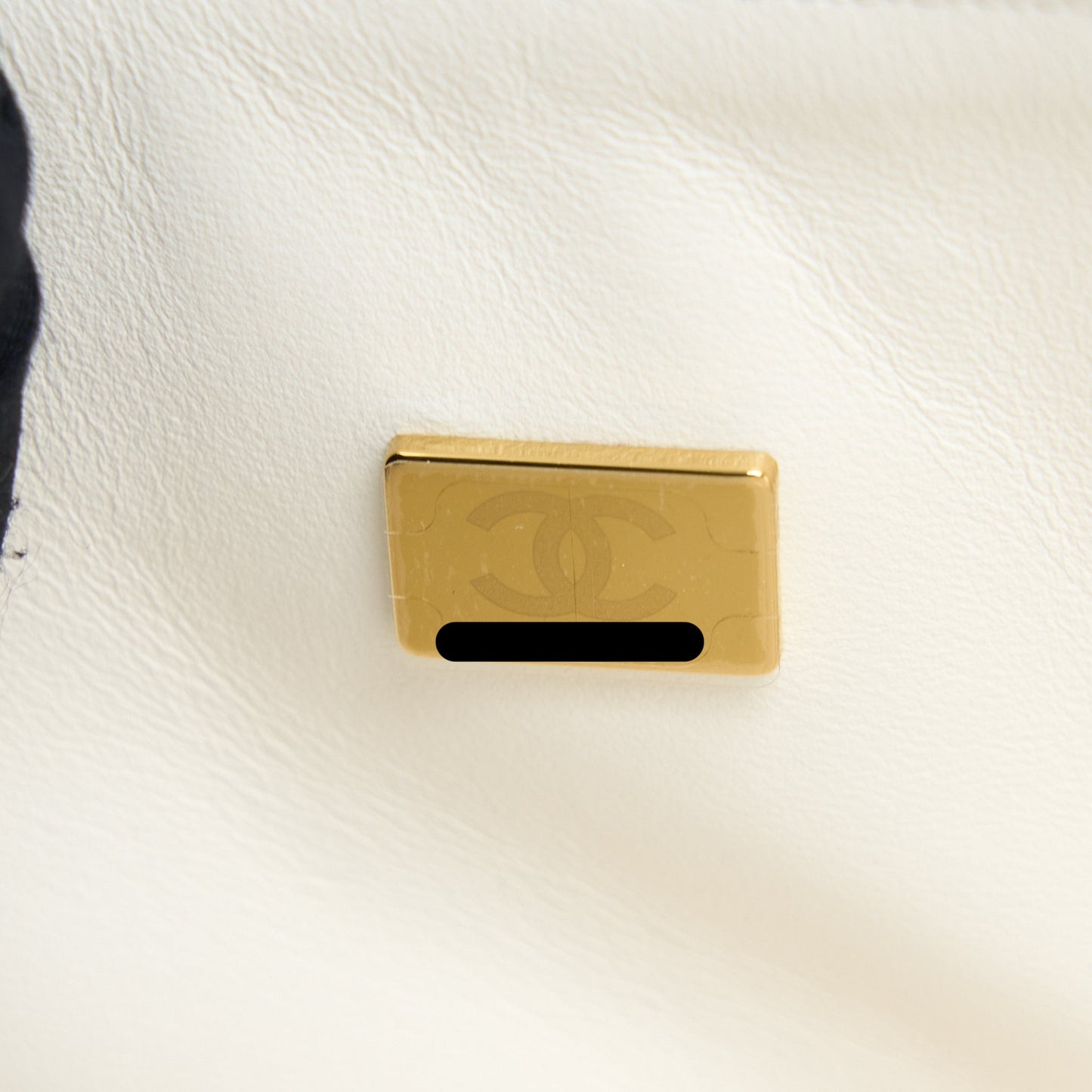 Chanel Small Classic Flap Bag Caviar White L (Microchip)