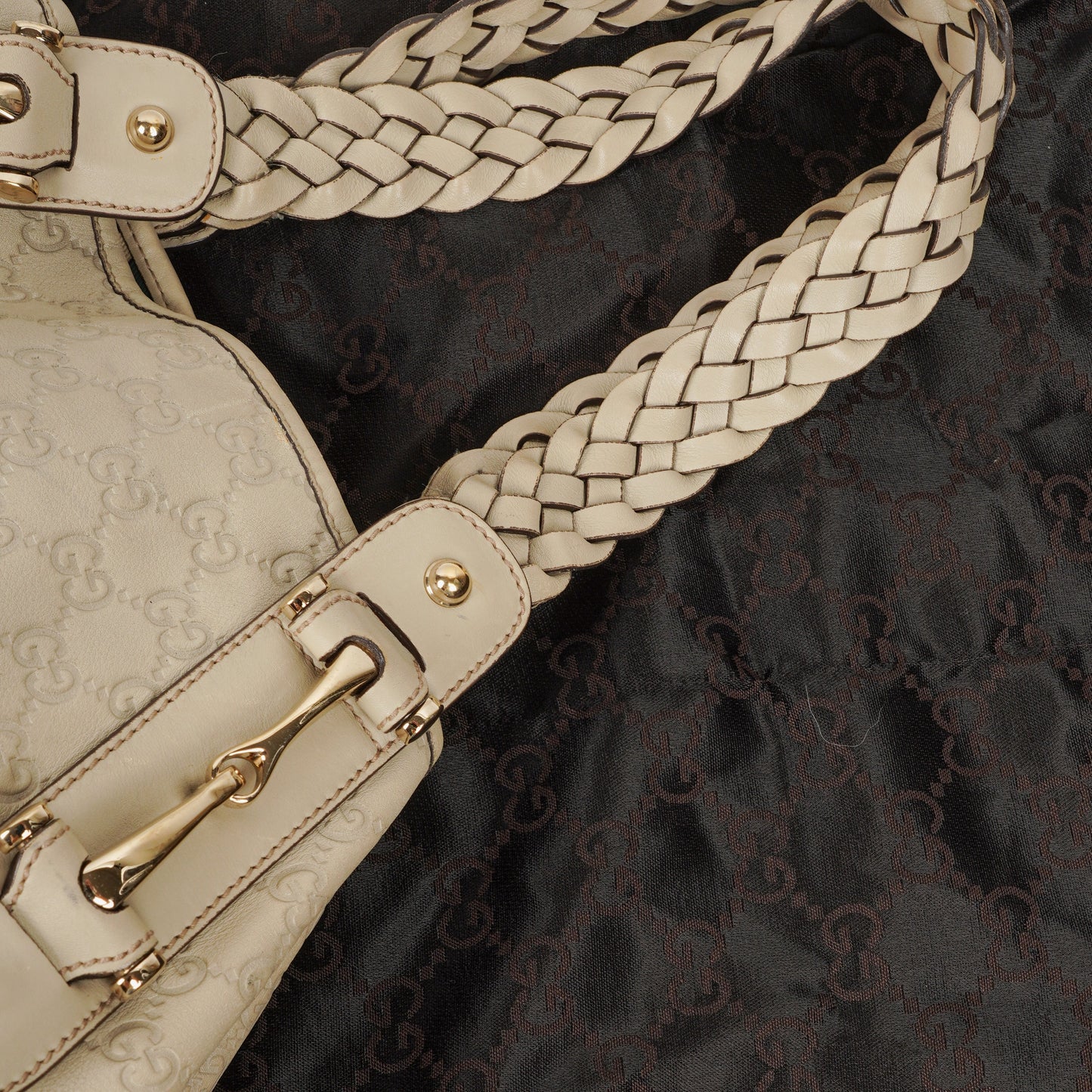 Gucci Guccissima Medium Pelham Shoulder Bag