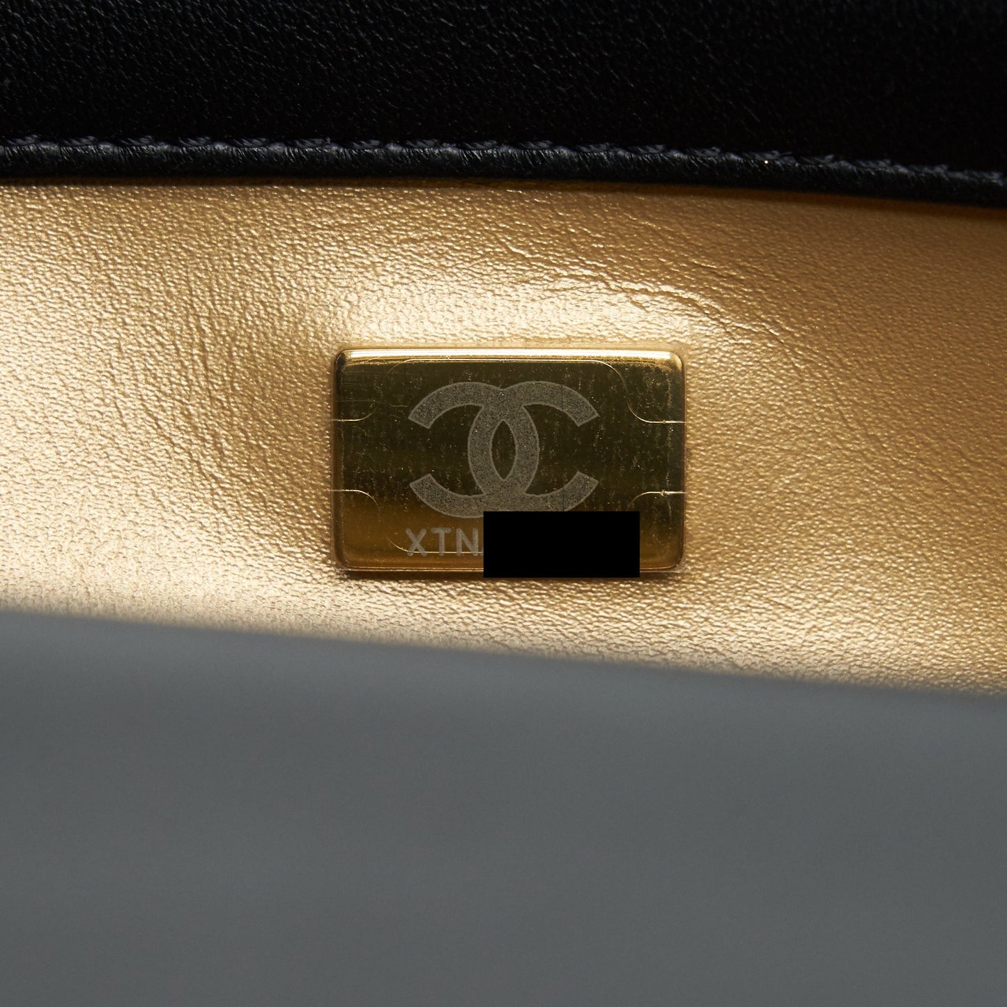 Chanel 22C pearl crush mini Rectangular Lambskin Black