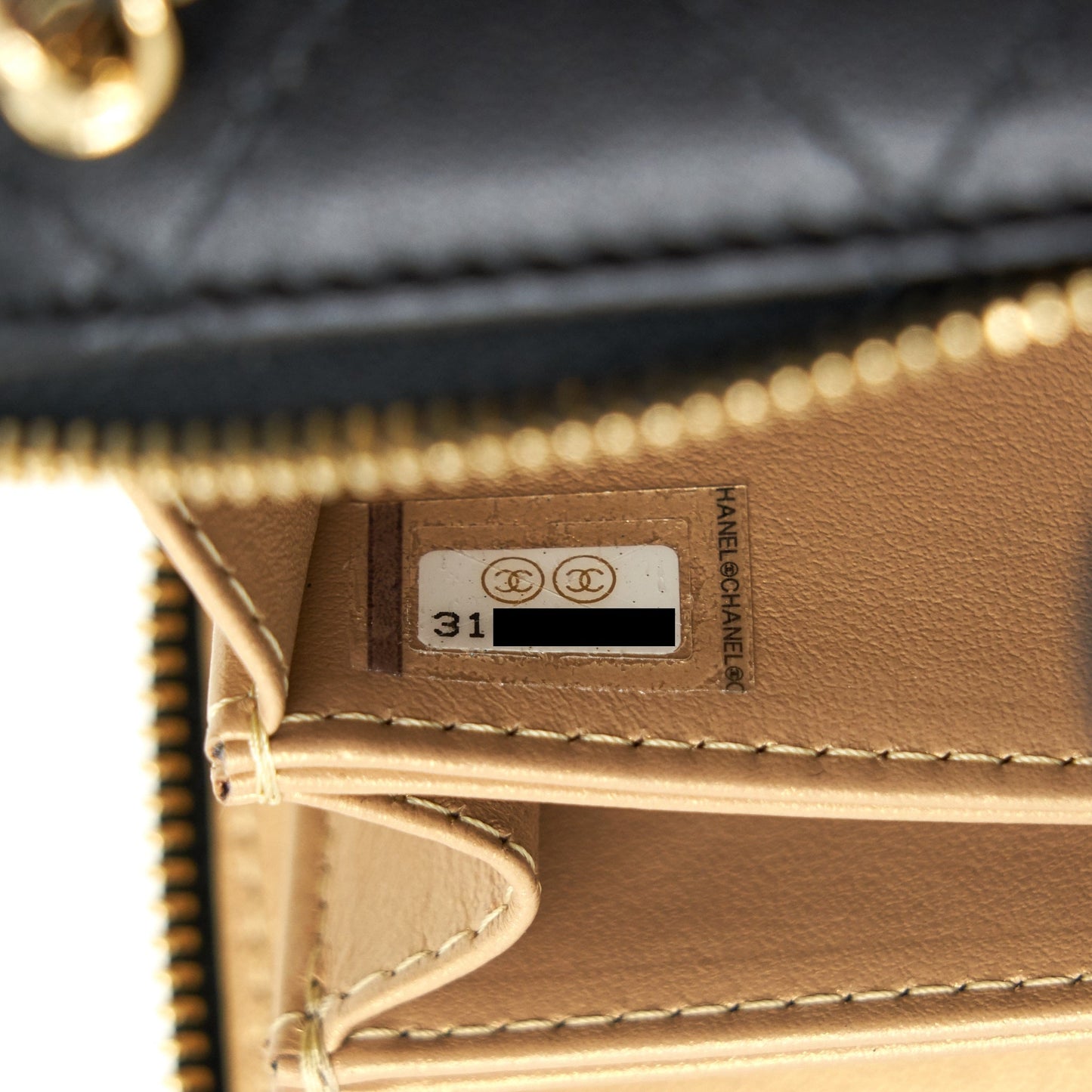 Chanel 21K Mini Clutch With Chain Black