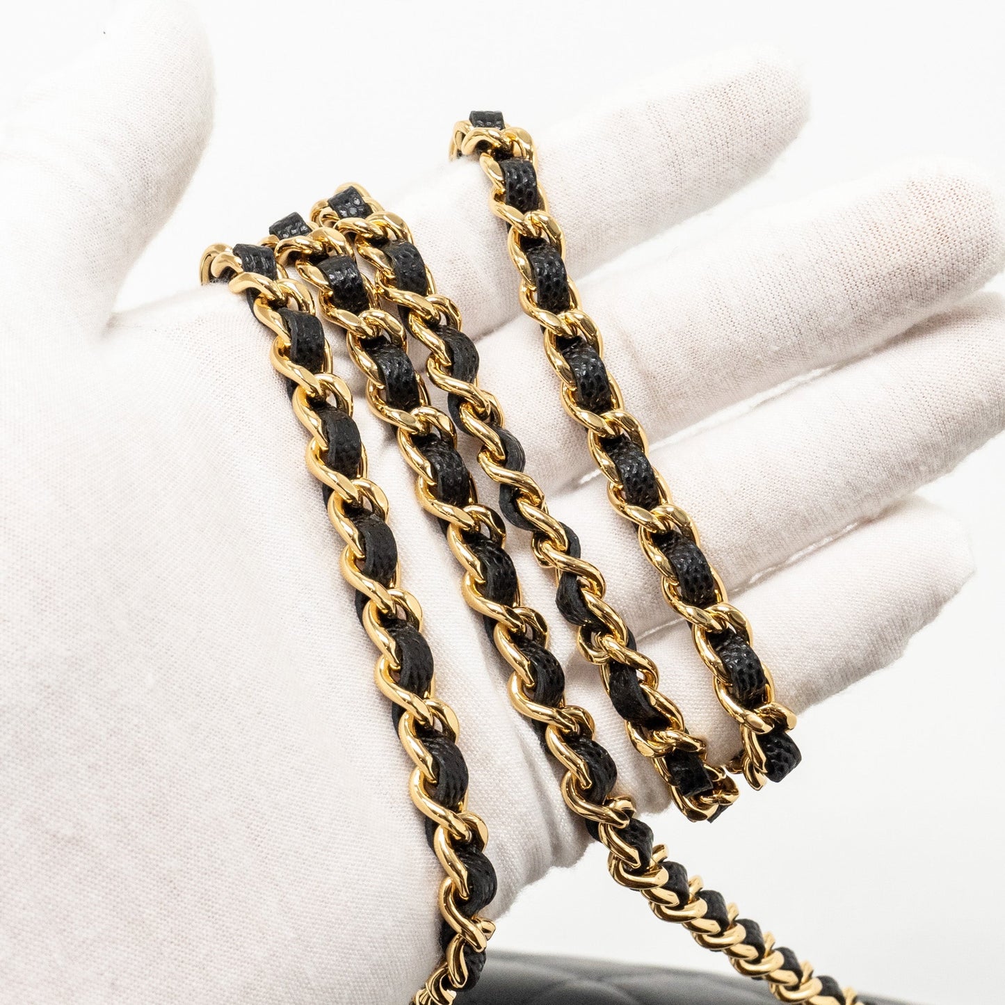 Chanel fold flap vanity clutch with chain caviar black