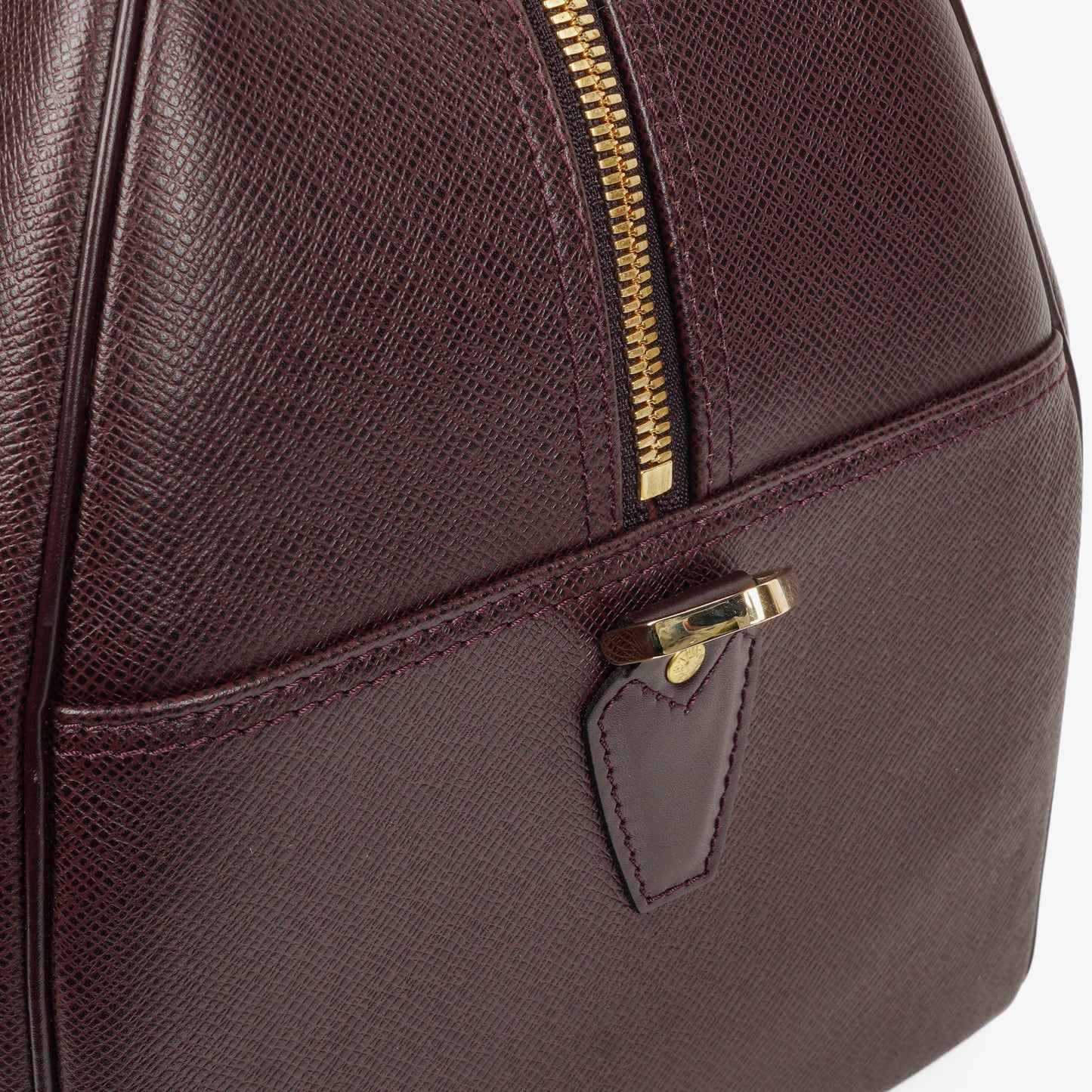 Louis Vuitton Kendall Burgundy Taiga Leather Bag