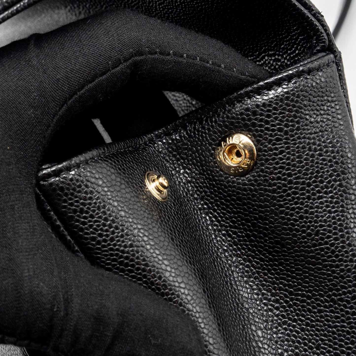 Chanel medium business affinity caviar black L (Microchip)