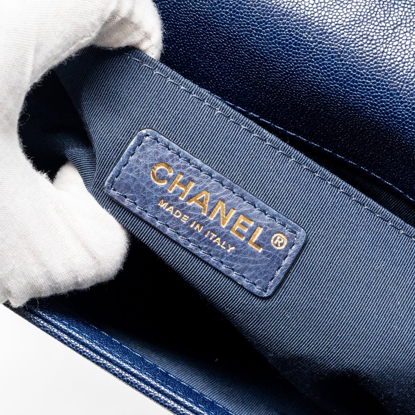 Chanel Medium boy bag caviar navy