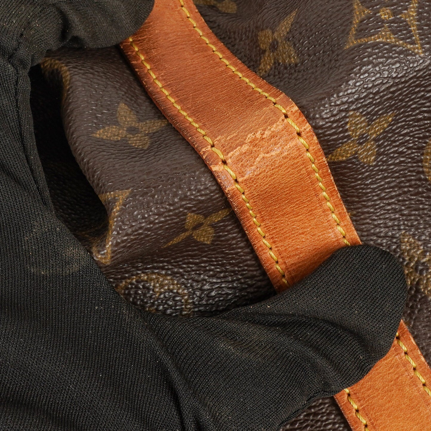 Louis Vuitton Noe Grande GM Monogram Canvas Shoulder Bag