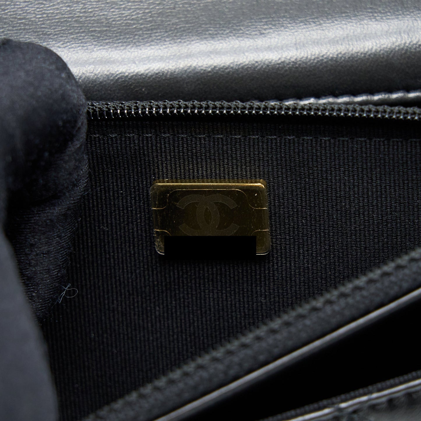 Chanel 22K Gold Pillar Wallet On Chain Lambskin Black