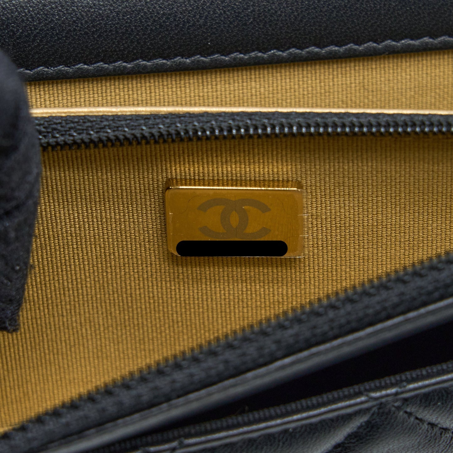 Chanel Pearl Crush Wallet On Chain Lambskin Black Brushed (Microchip)