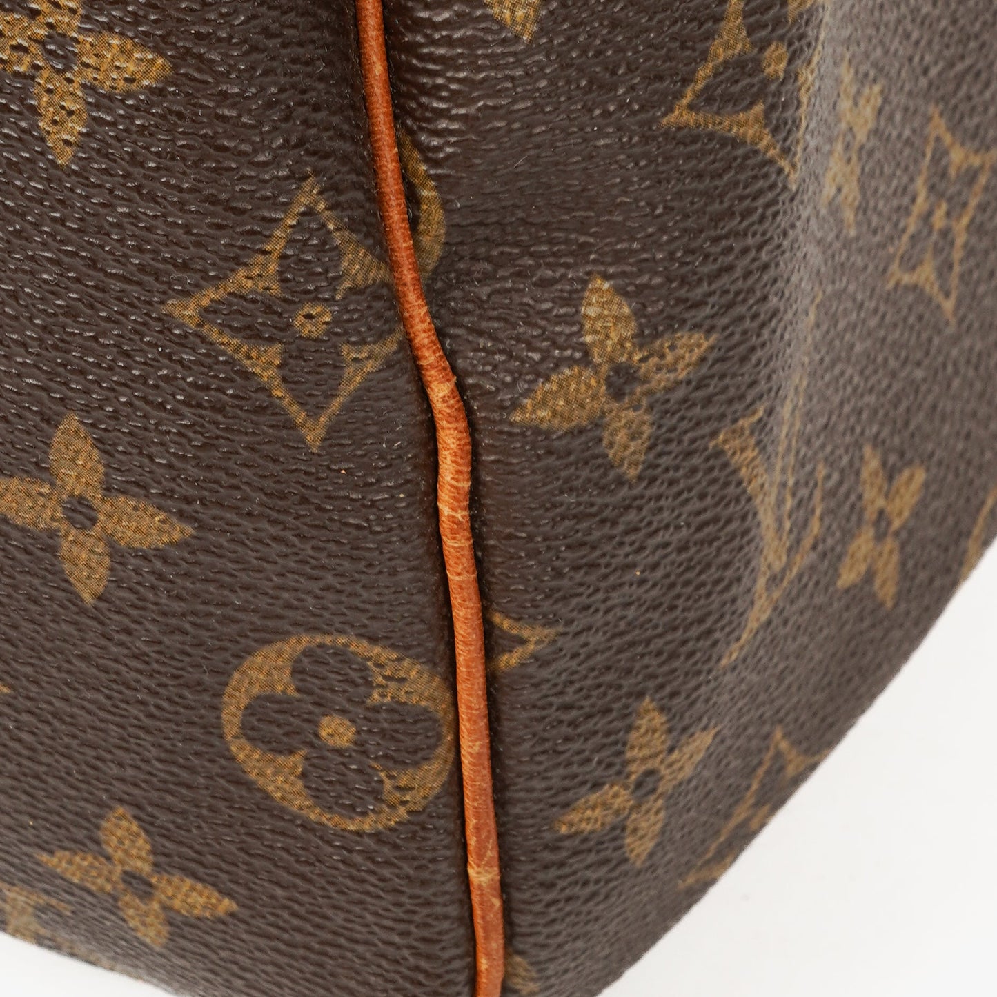 Louis Vuitton 25 Monogram Canvas Bag