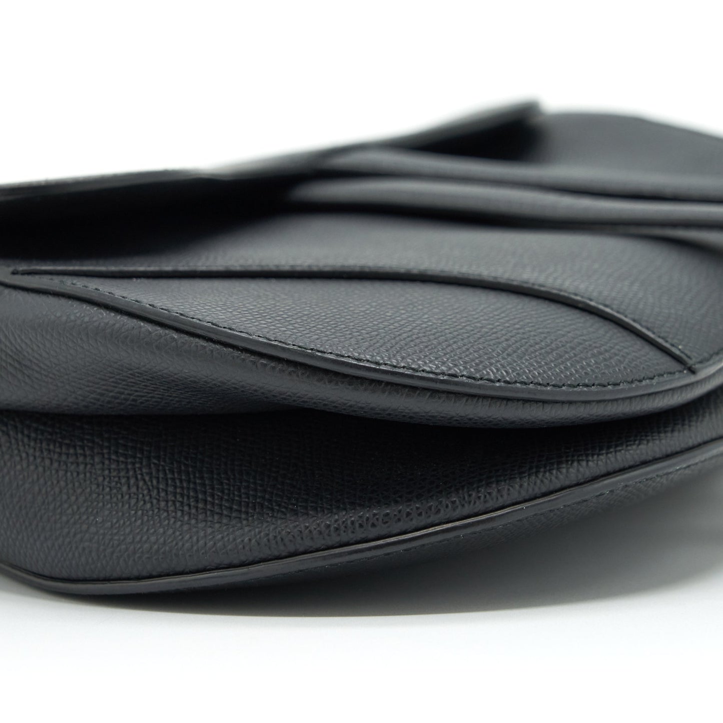 Dior Medium Saddle Purse Grained Calfskin Black