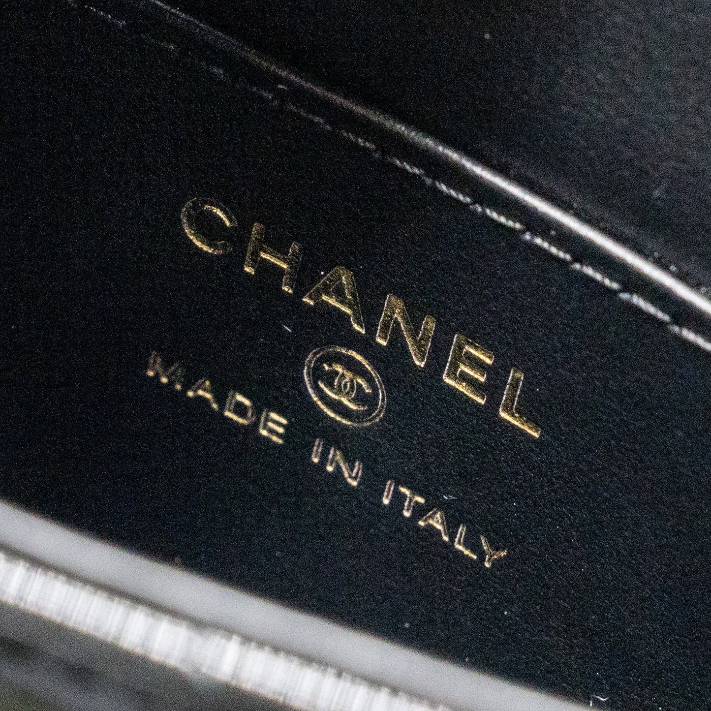 Chanel 23K hoop bag patent black (microchip)
