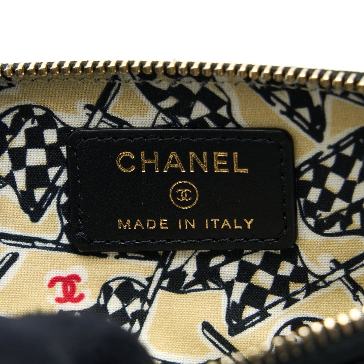 Chanel 23C Zipped Coin Purse Caviar Black L (Microchip)