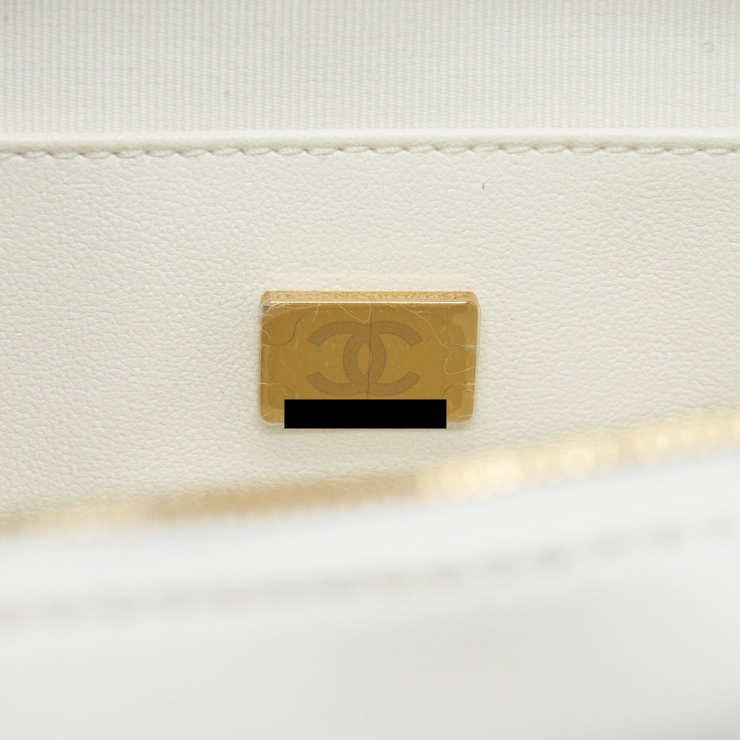 Chanel 22S Heart Bag Lambskin White L