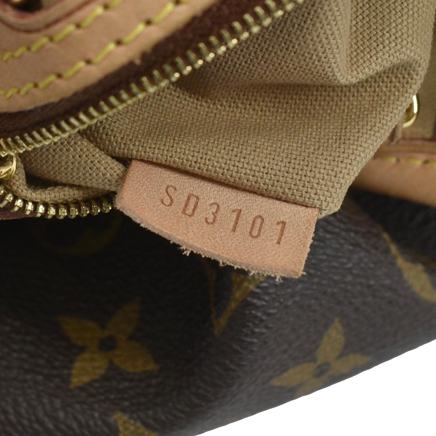 LOUIS VUITTON Delightful MM Monogram Canvas Hobo Bag Brown