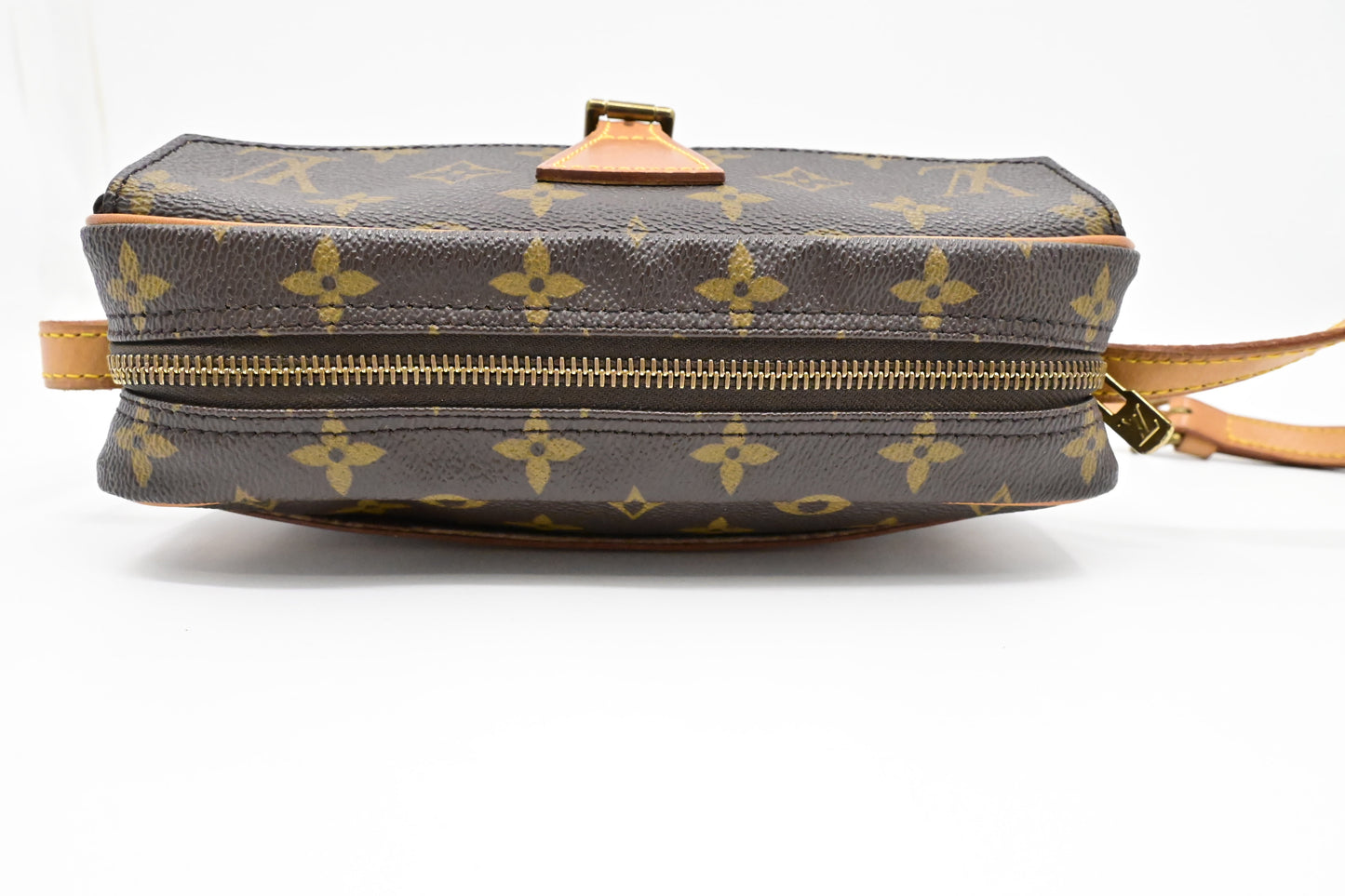 Louis Vuitton Jeune Fille in Monogram Canvas