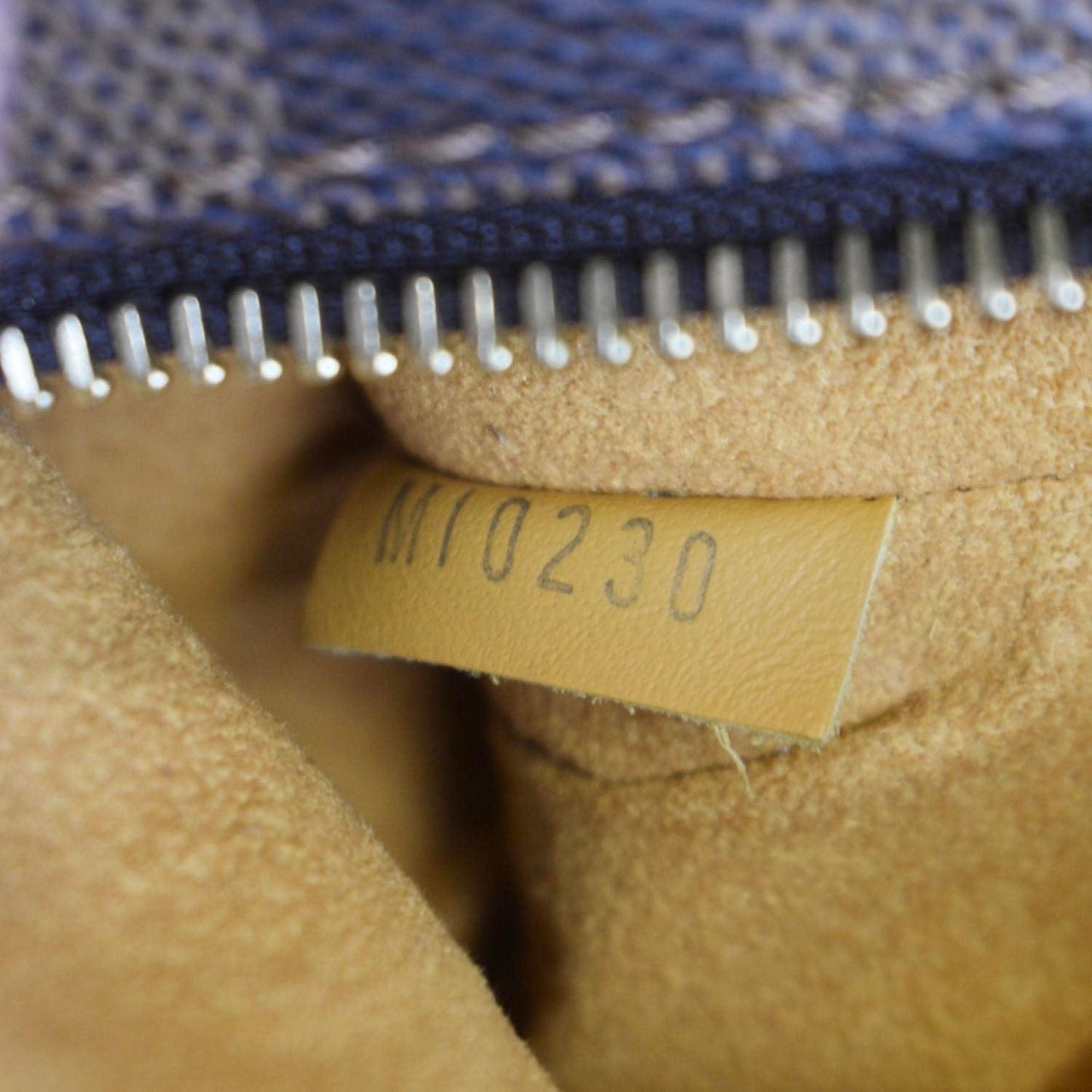 LOUIS VUITTON Neonoe MM Damier Ebene Shoulder Bag Safran