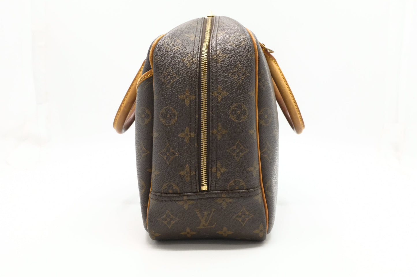 Louis Vuitton Deauville in Monogram Canvas