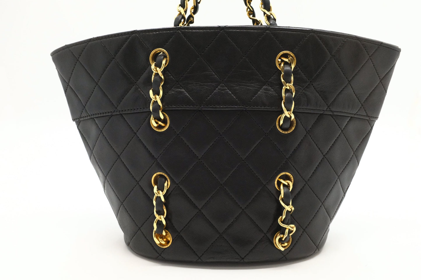 Chanel Handbag in Black Mattelassé Leather