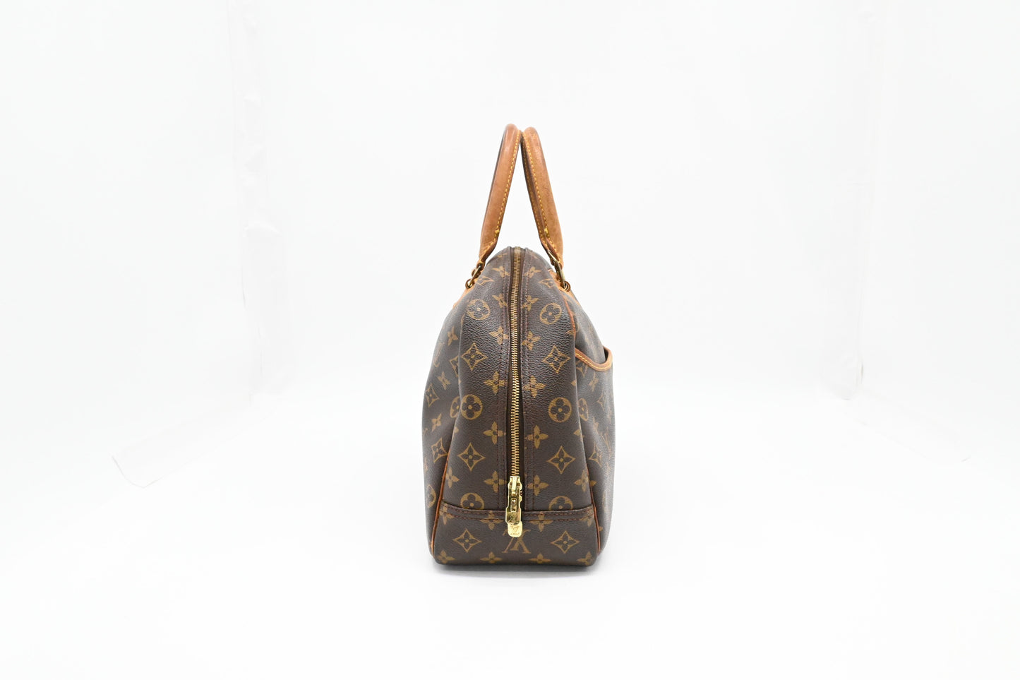 Louis Vuitton Deauville in Monogram Canvas