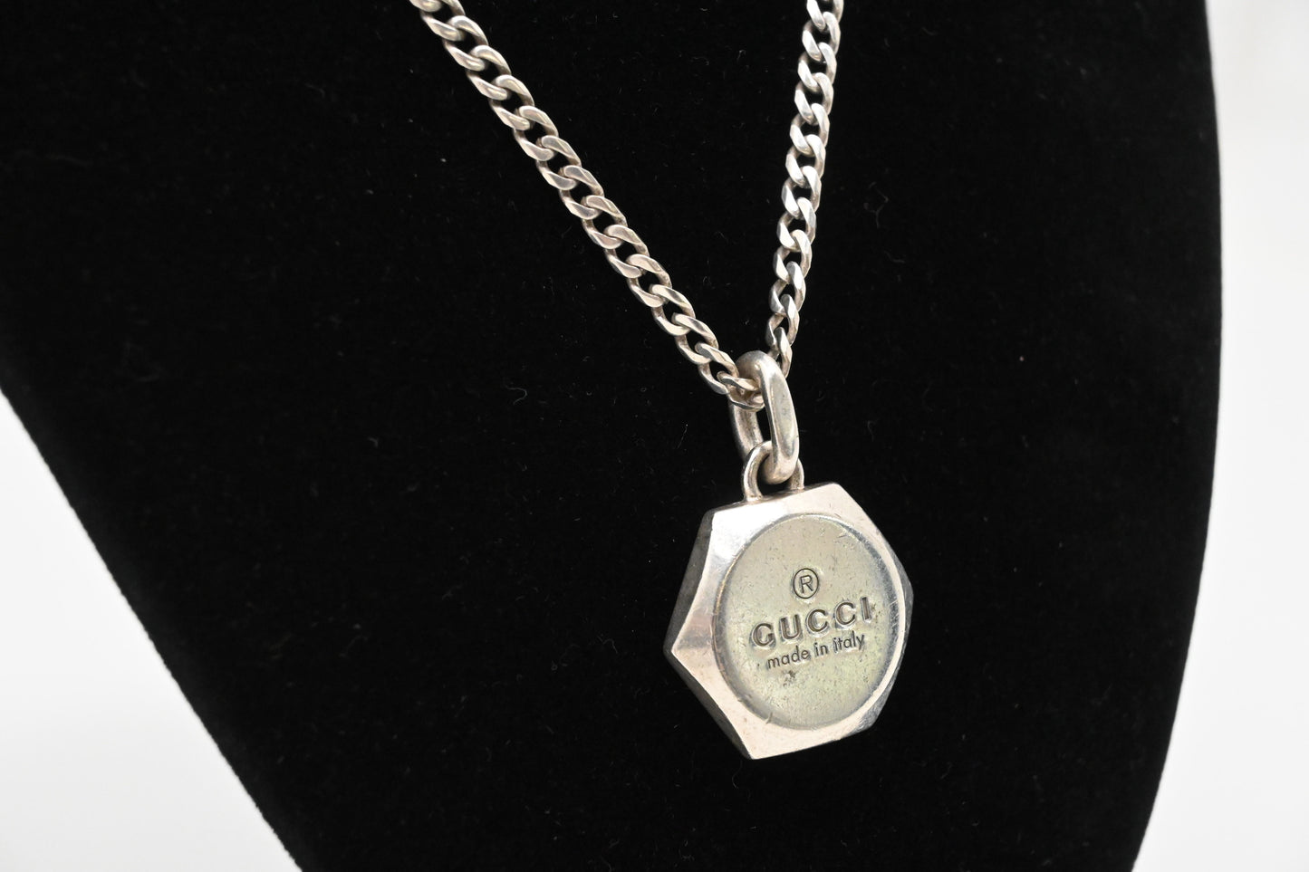 Gucci Hexagon Necklace in Sterling Silver