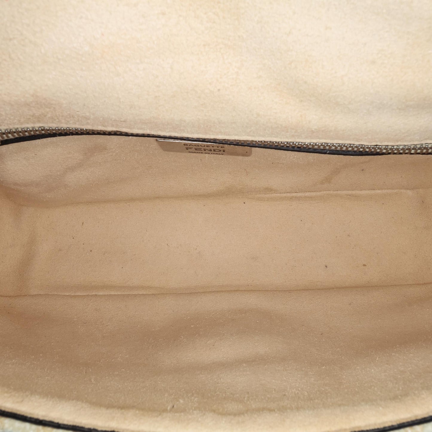 Fendi Baguette Shoulder Bag - Ewore Bags