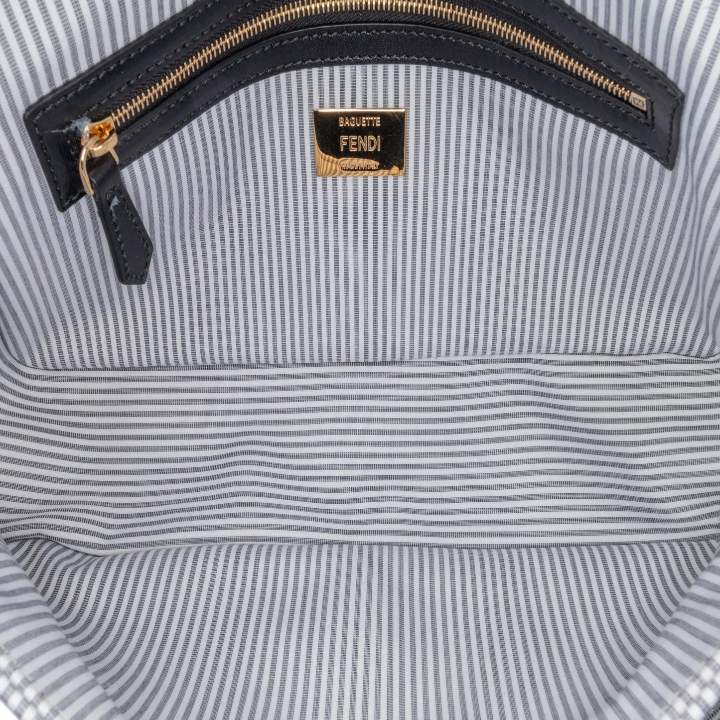Fendi Baguette Shoulder Bag - Ewore Bags